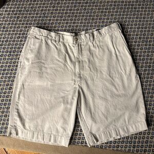 Polo Ralph Lauren 9 Inch Khaki Men's Flat Front Classic Fit Size 42 Tall Shorts